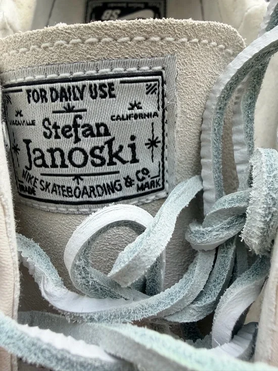 Nike SB Zoom Janoski OG+ Summit White/Black Men's Size 9 - Picture 2 of 7